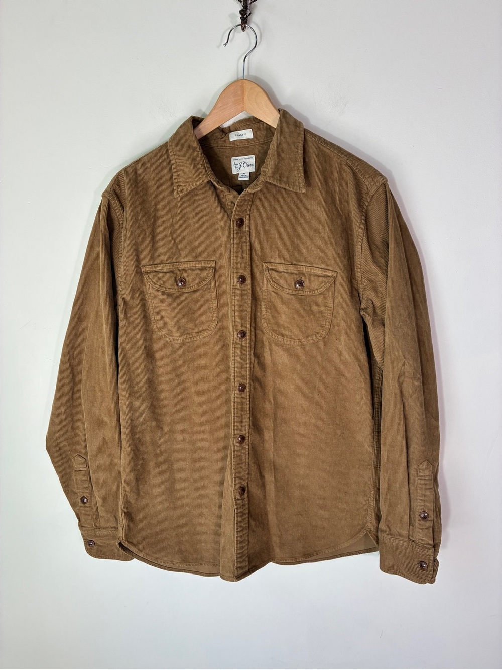 J. Crew Men’s Long Sleeve Corduroy Button-up Workshirt Size M